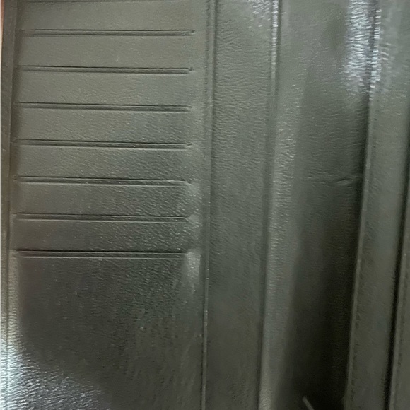 CHANEL Calfskin long wallet w/ COA and box! NWOT 🌟💫 - Picture 5 of 17